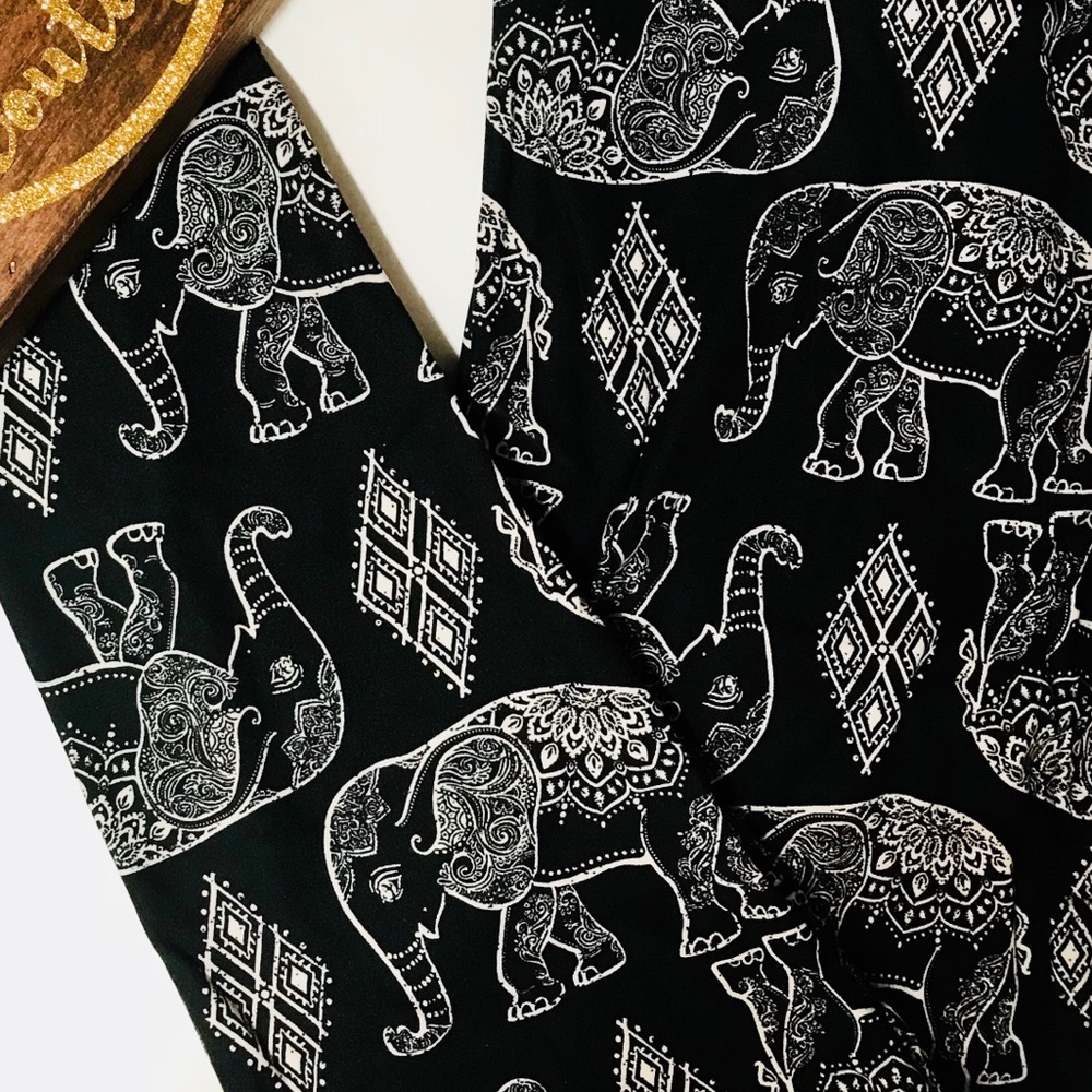 Tribal Elephants Soft Leggings Onesize OS and TC